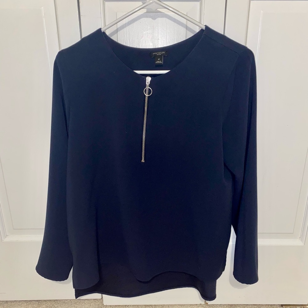Ann Taylor navy blouse medium petite